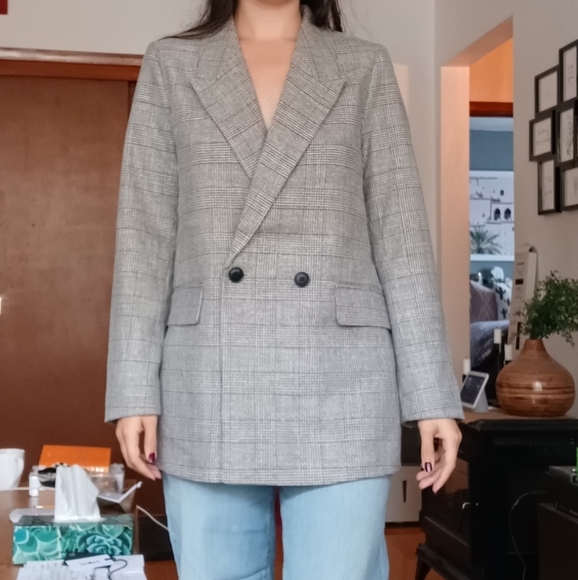 ⚡CLEAROUT SALE⚡🆕️NWT H&M Double-breasted Jacket in 'Gray/Plaid', Size Medium - Picture 3 of 14